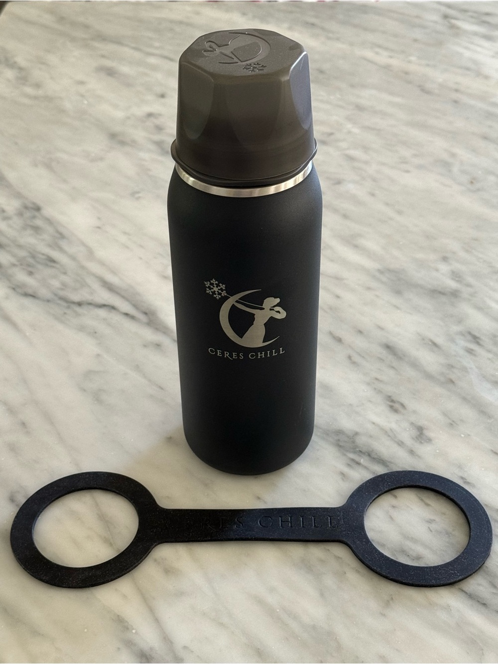 Matte Black Insulated Flask – Men Grooming Accessory